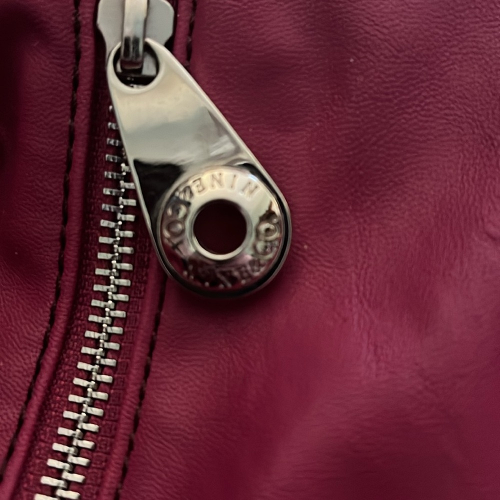 Nine & Co fuschia shoulder bag - Picture 2 of 9